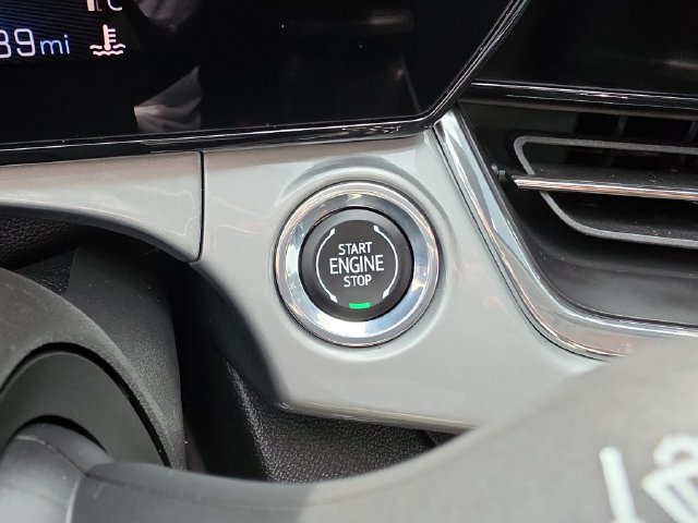 Certified 2026 Chevrolet Trax LT FWD image 26