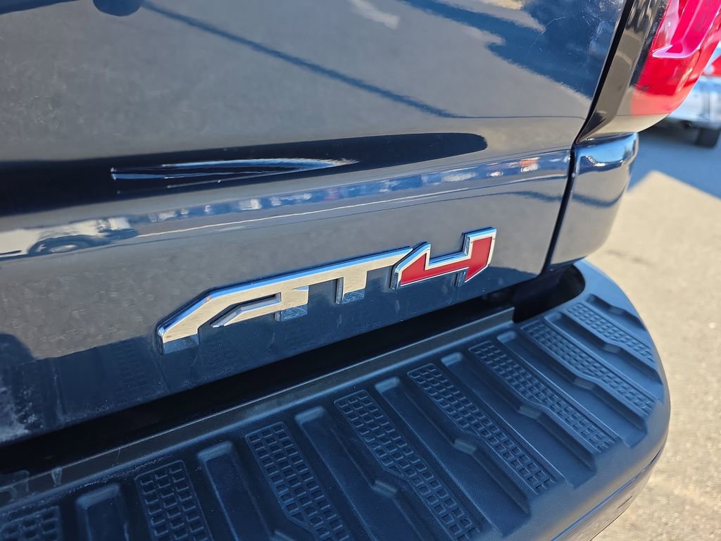 Used 2020 GMC Sierra 2500 AT4 w/ AT4 Premium Package image 6