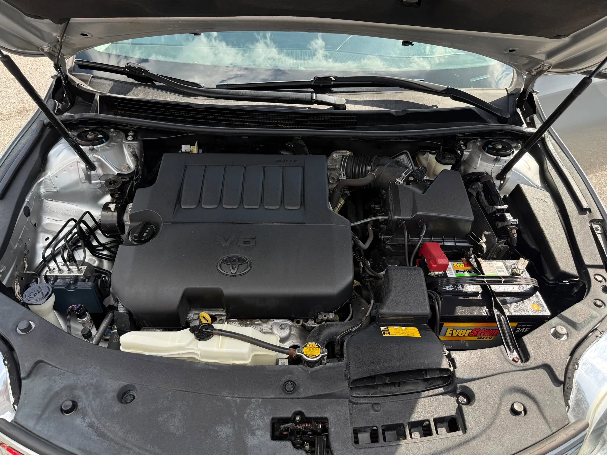 Used 2014 Toyota Avalon XLE Touring FWD image 29