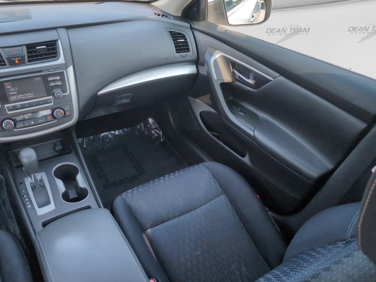 Used 2016 Nissan Altima 2.5 SV FWD image 15