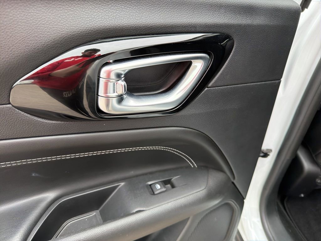 Used 2022 Jeep Compass Altitude image 22