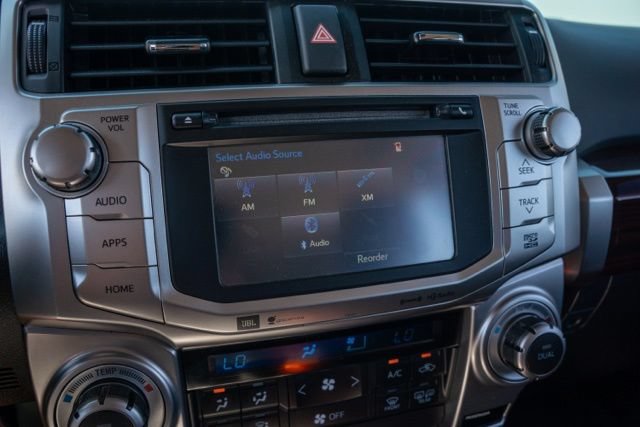 Used 2018 Toyota 4Runner Limited AWD/4WD image 20