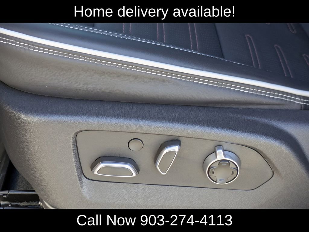 Used 2025 GMC Sierra 1500 AT4X image 32