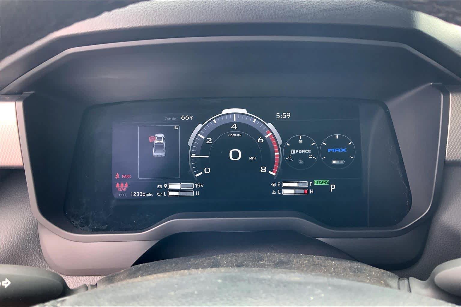 Used 2024 Toyota Tundra Limited AWD/4WD image 26