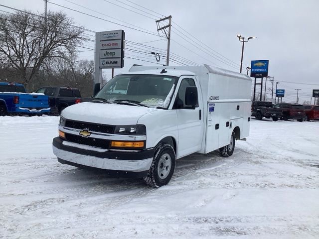 New 2026 Chevrolet Express 3500 w/ Power Convenience Package image 3
