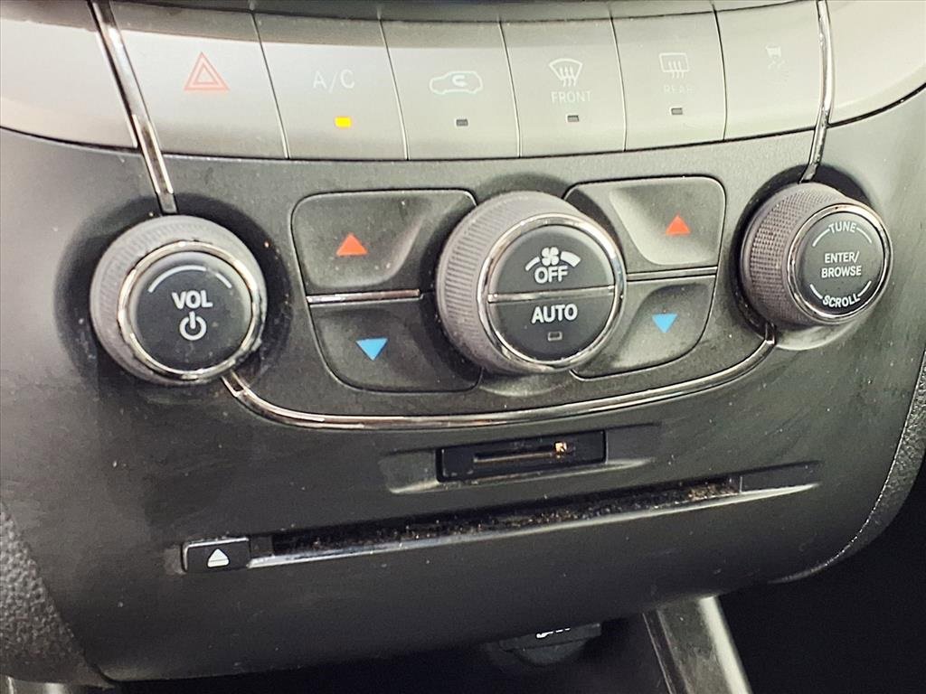 Used 2015 Dodge Journey Crossroad w/ Flexible Seating Group image 21