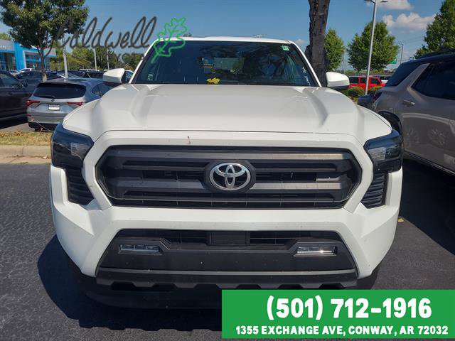 Used 2025 Toyota Tacoma SR5 AWD/4WD image 2