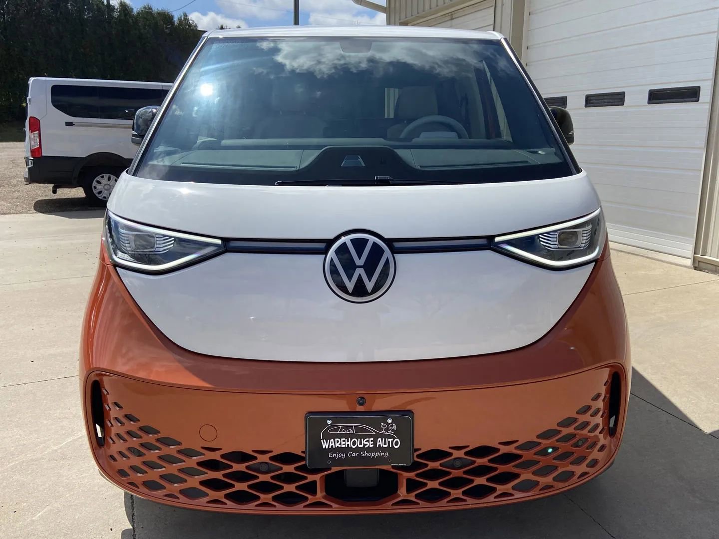 Used 2025 Volkswagen ID. Buzz 1st Edition image 3