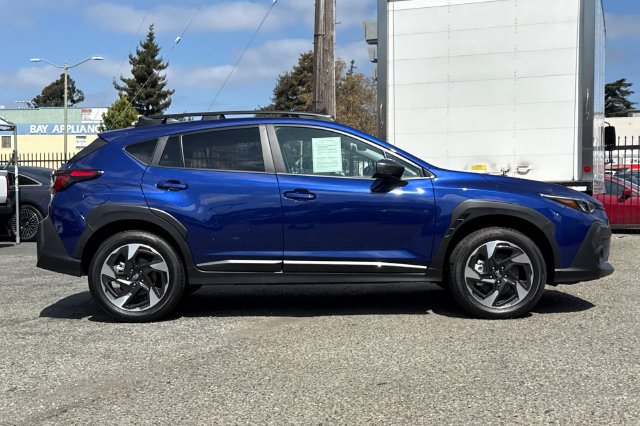 Used 2026 Subaru Crosstrek 2.5i Limited AWD/4WD image 3