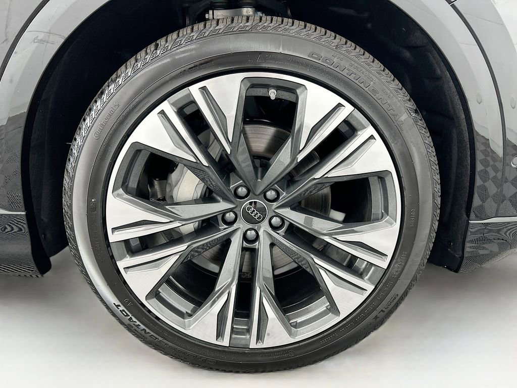 New 2026 Audi Q8 Premium Plus image 31
