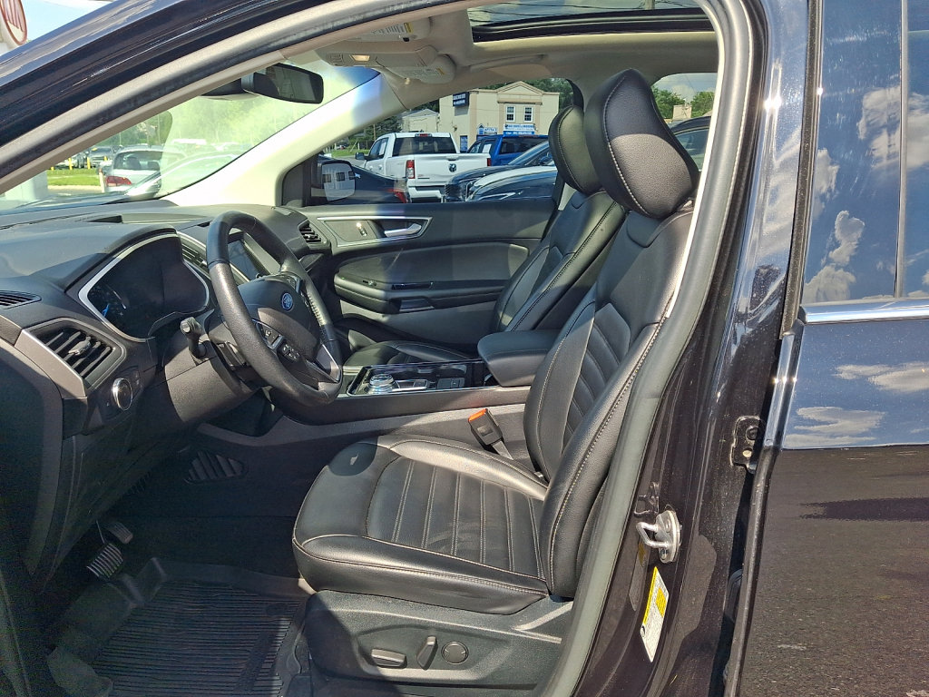 Used 2020 Ford Edge SEL w/ Convenience Package AWD/4WD image 23