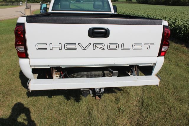 Used 2007 Chevrolet Silverado 3500 W/T w/ Skid Plate Package image 15