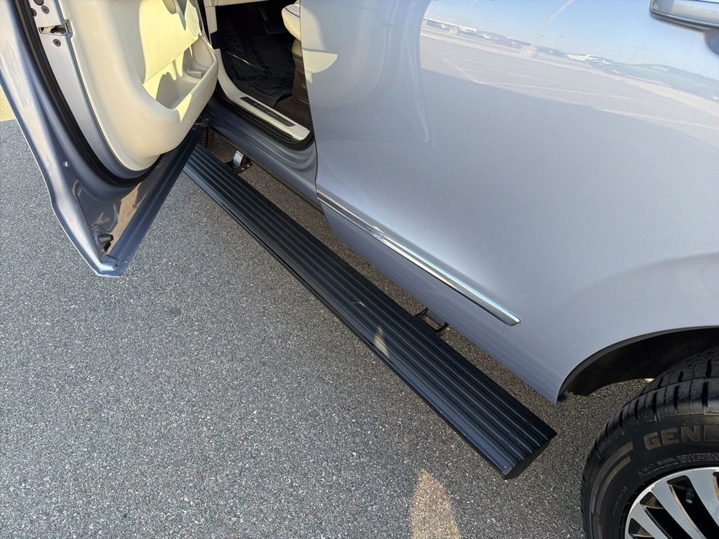 Used 2021 Lincoln Navigator Black Label AWD/4WD image 17
