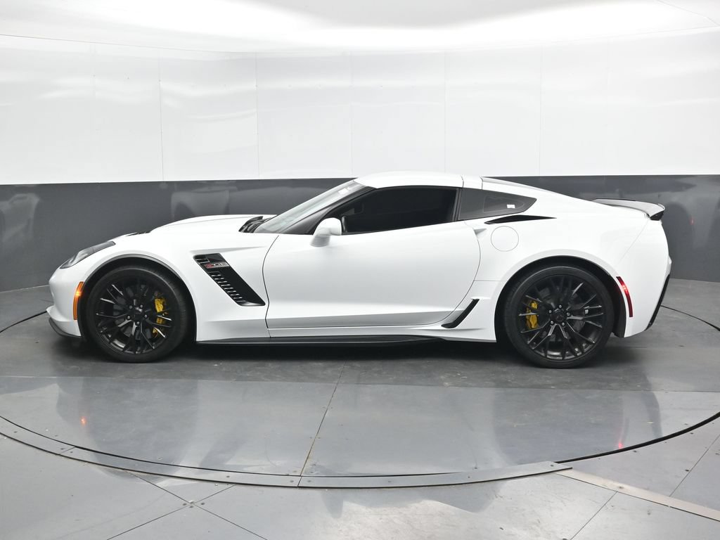 Used 2017 Chevrolet Corvette Z06 RWD image 9