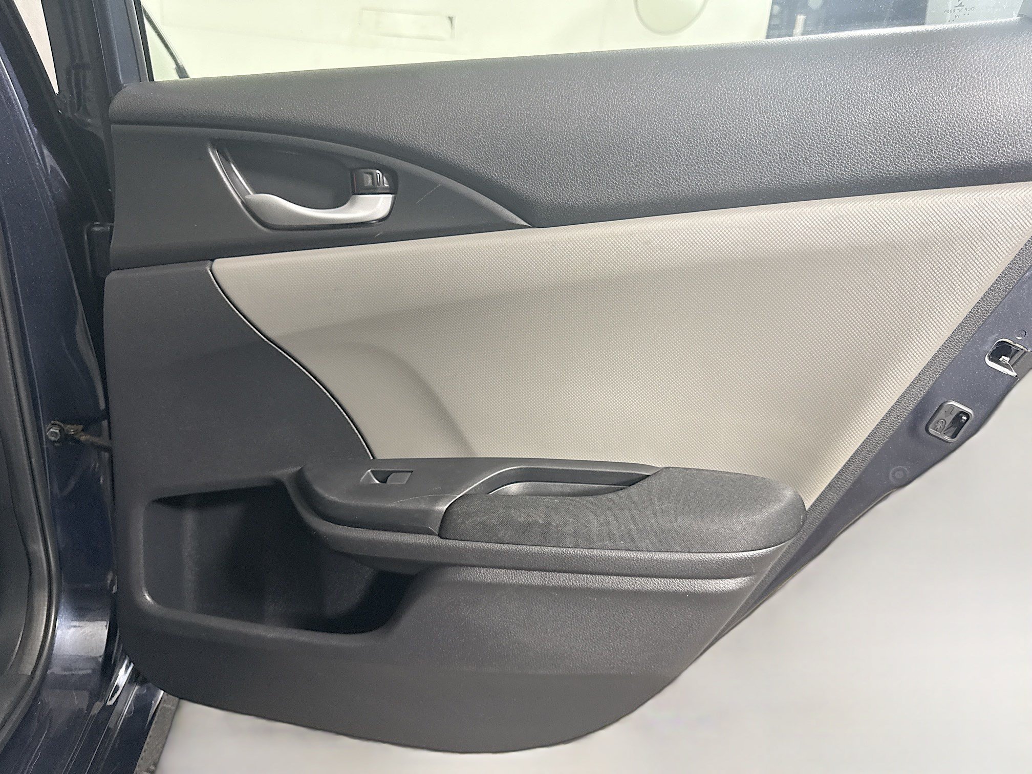 Used 2019 Honda Civic LX image 27