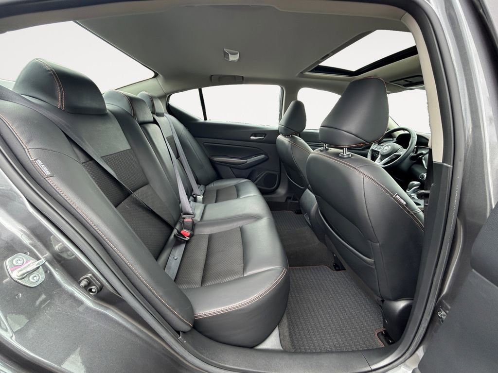Used 2021 Nissan Altima 2.5 SR w/ SR Premium Package AWD/4WD image 23