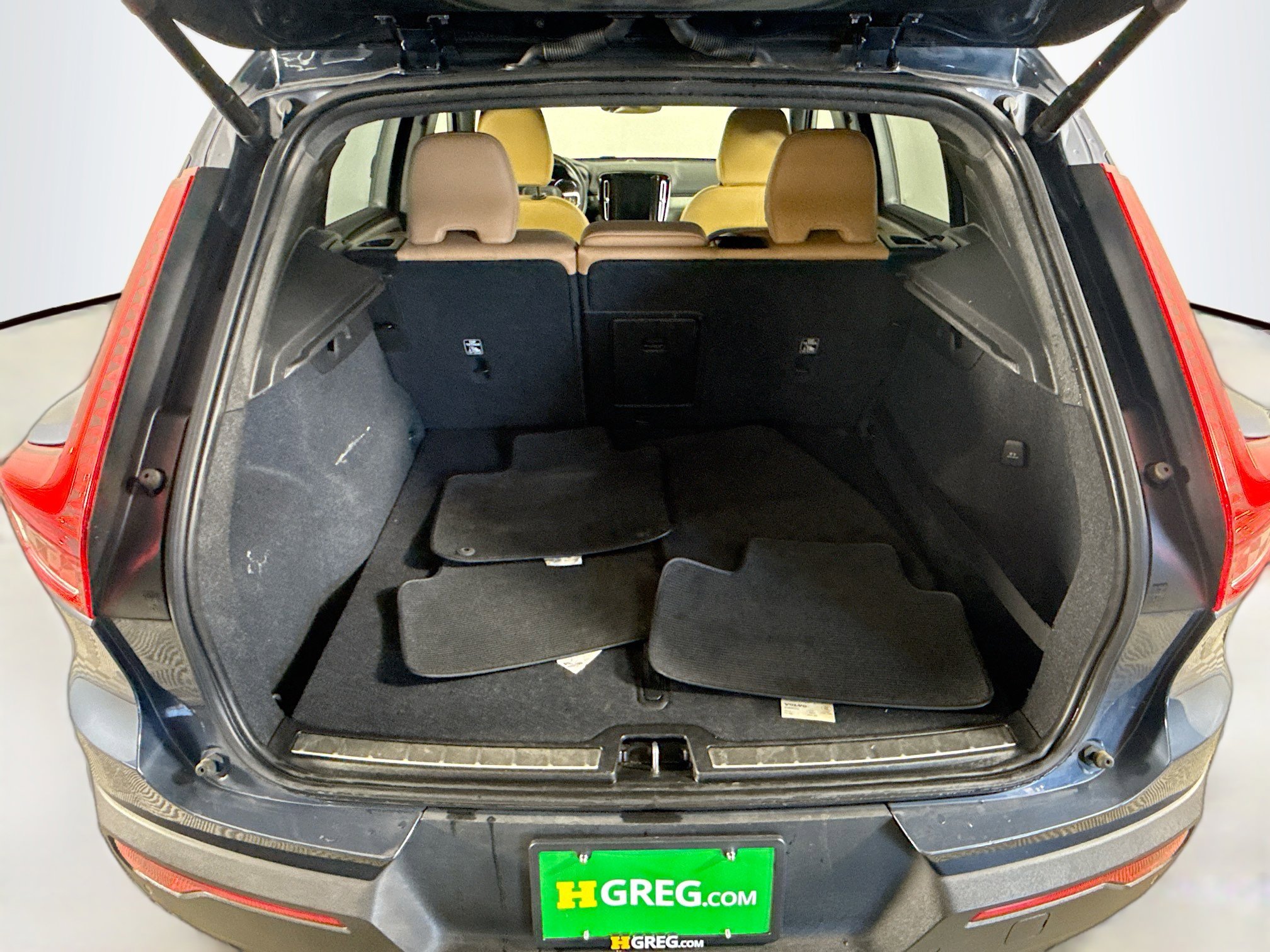 Used 2020 Volvo XC40 T5 Inscription image 35