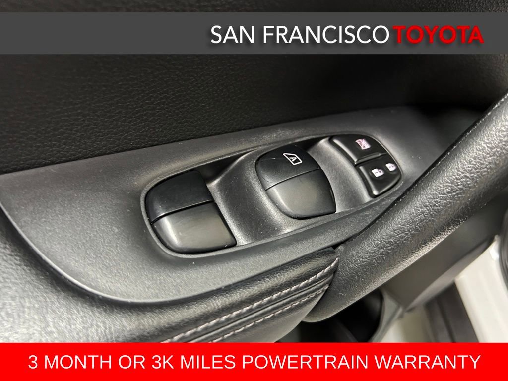 Used 2019 Nissan Rogue SV w/ Premium Package image 36