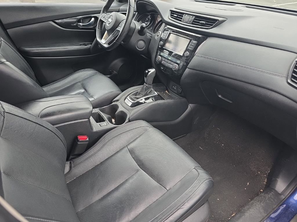 Used 2018 Nissan Rogue SL image 14