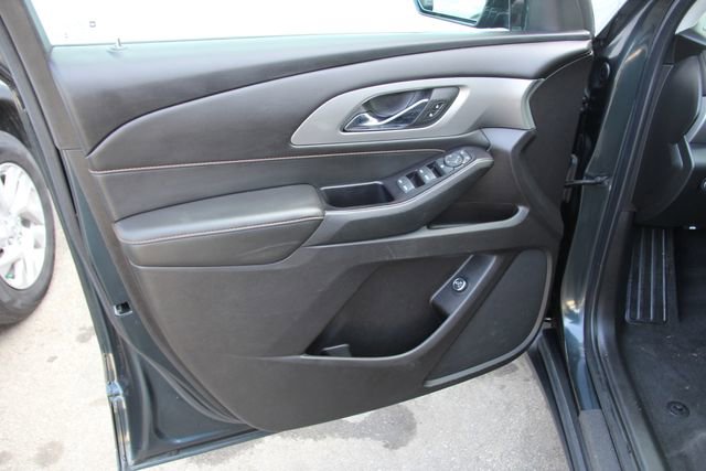 Used 2019 Chevrolet Traverse LT w/ LPO, Floor Liner Package image 15