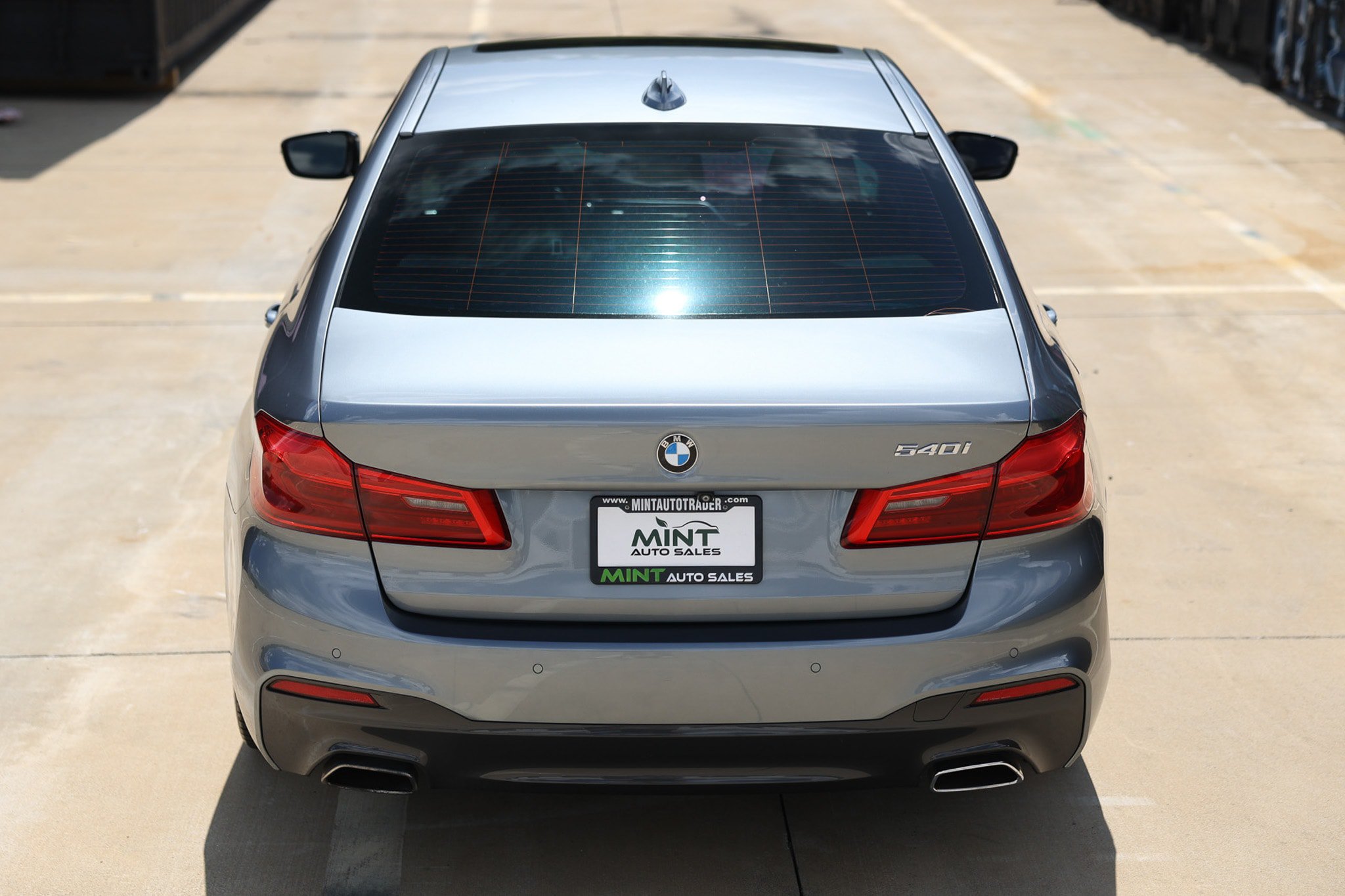 Used 2018 BMW 540i RWD image 13