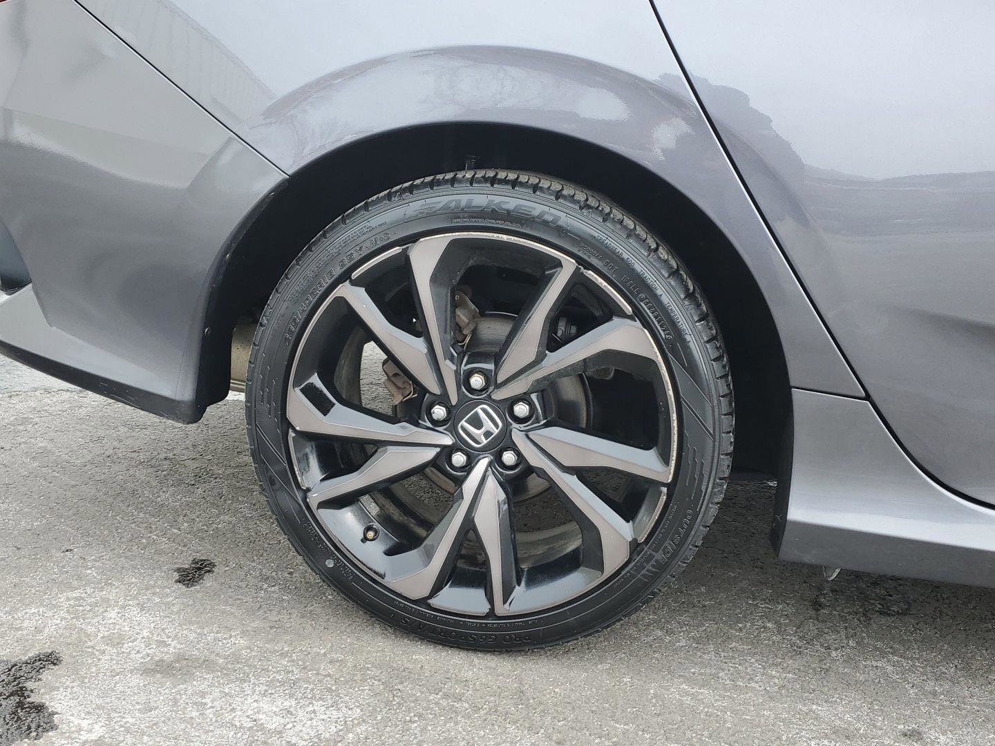 Used 2019 Honda Civic Sport image 9