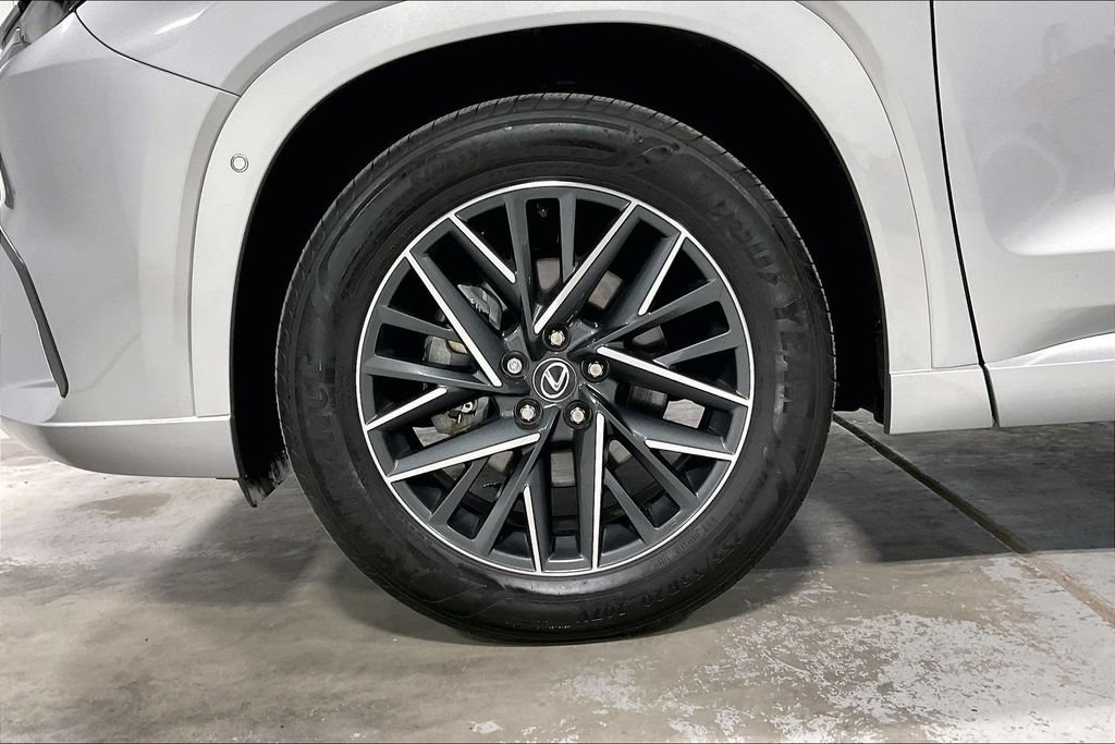 Used 2025 Lexus TX 350 FWD w/ Technology Package image 10