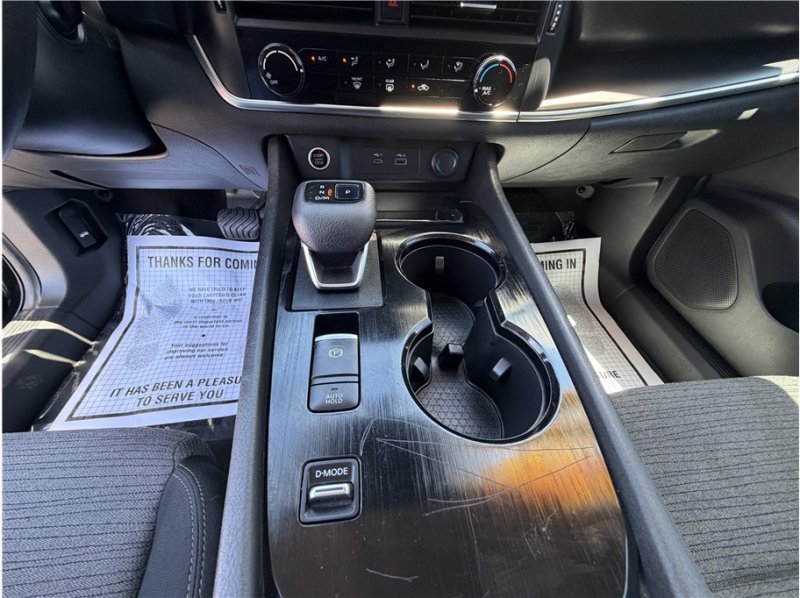 Used 2021 Nissan Rogue S FWD image 33