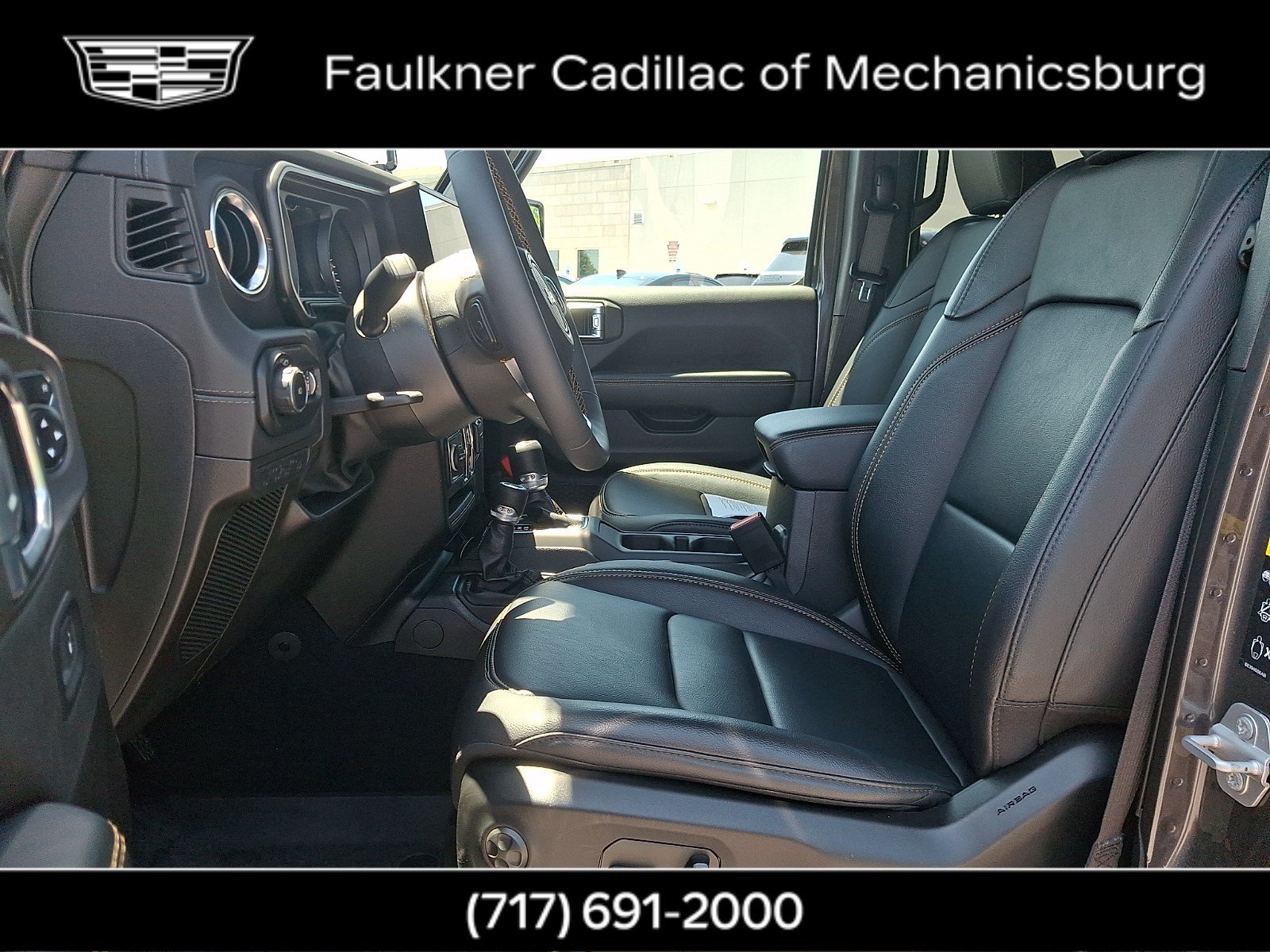 Used 2024 Jeep Wrangler Unlimited Sahara w/ Technology Group AWD/4WD image 13