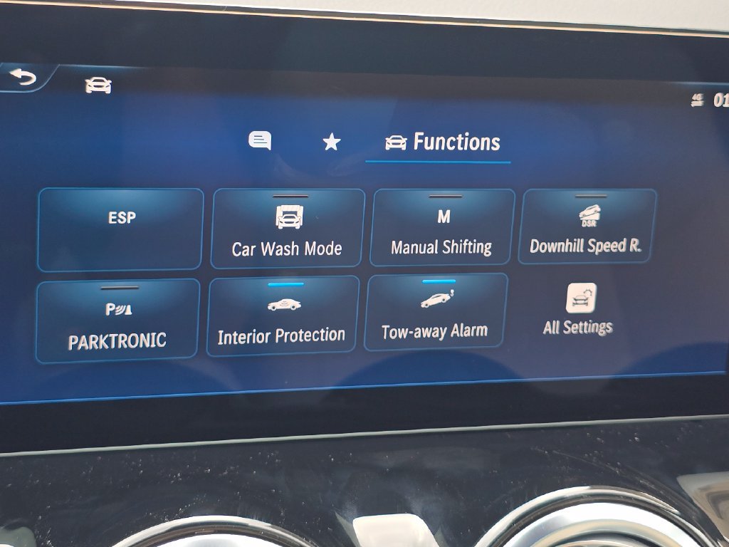 New 2026 Mercedes-Benz GLA 250 4MATIC image 14