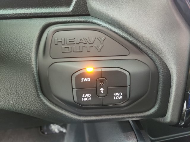 New 2026 RAM 2500 Laramie AWD/4WD image 28