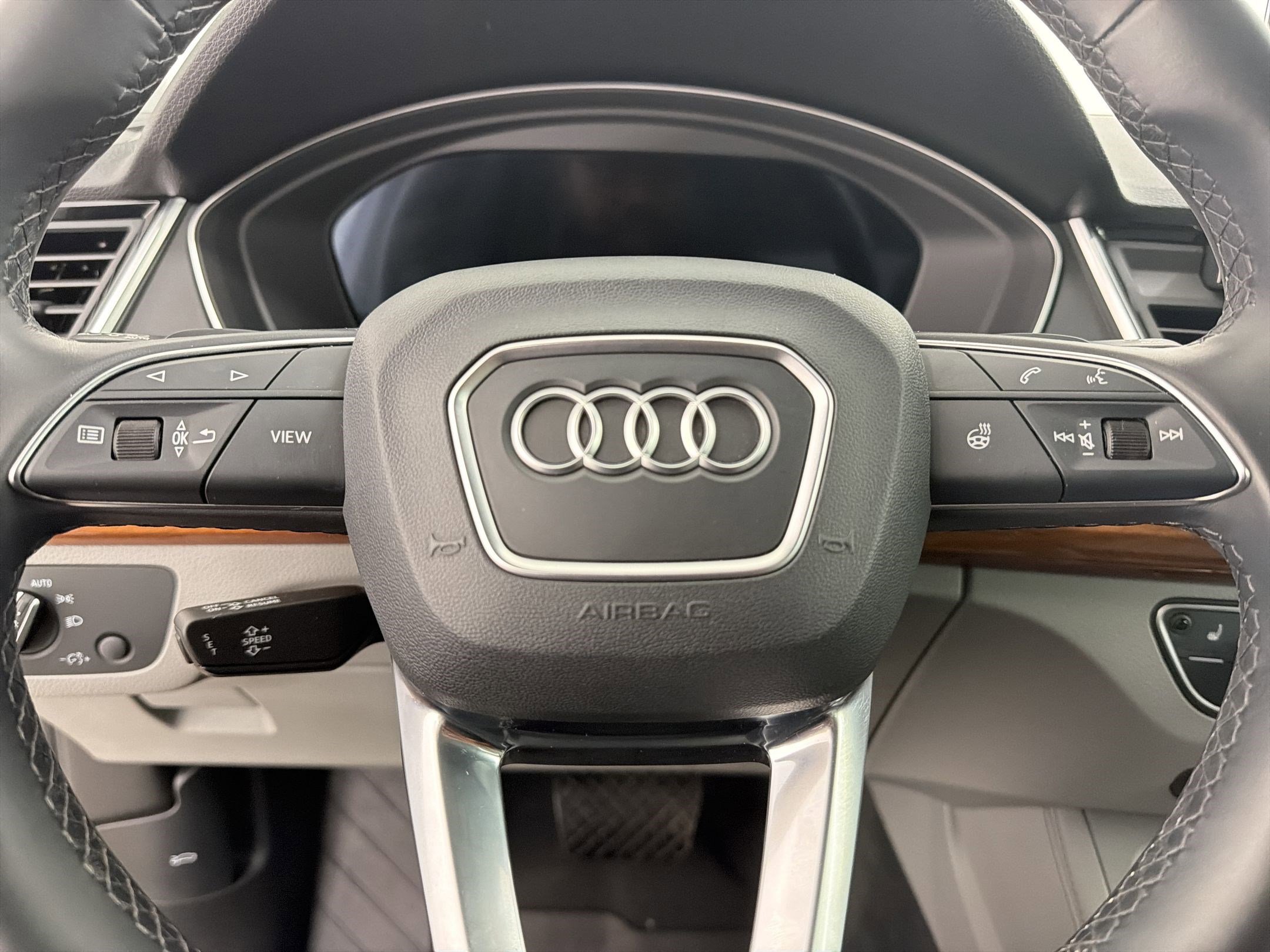 Used 2022 Audi Q5 2.0T Premium Plus AWD/4WD image 15