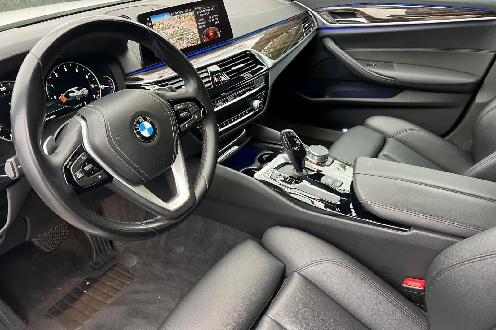 Used 2019 BMW 530i w/ Convenience Package image 11