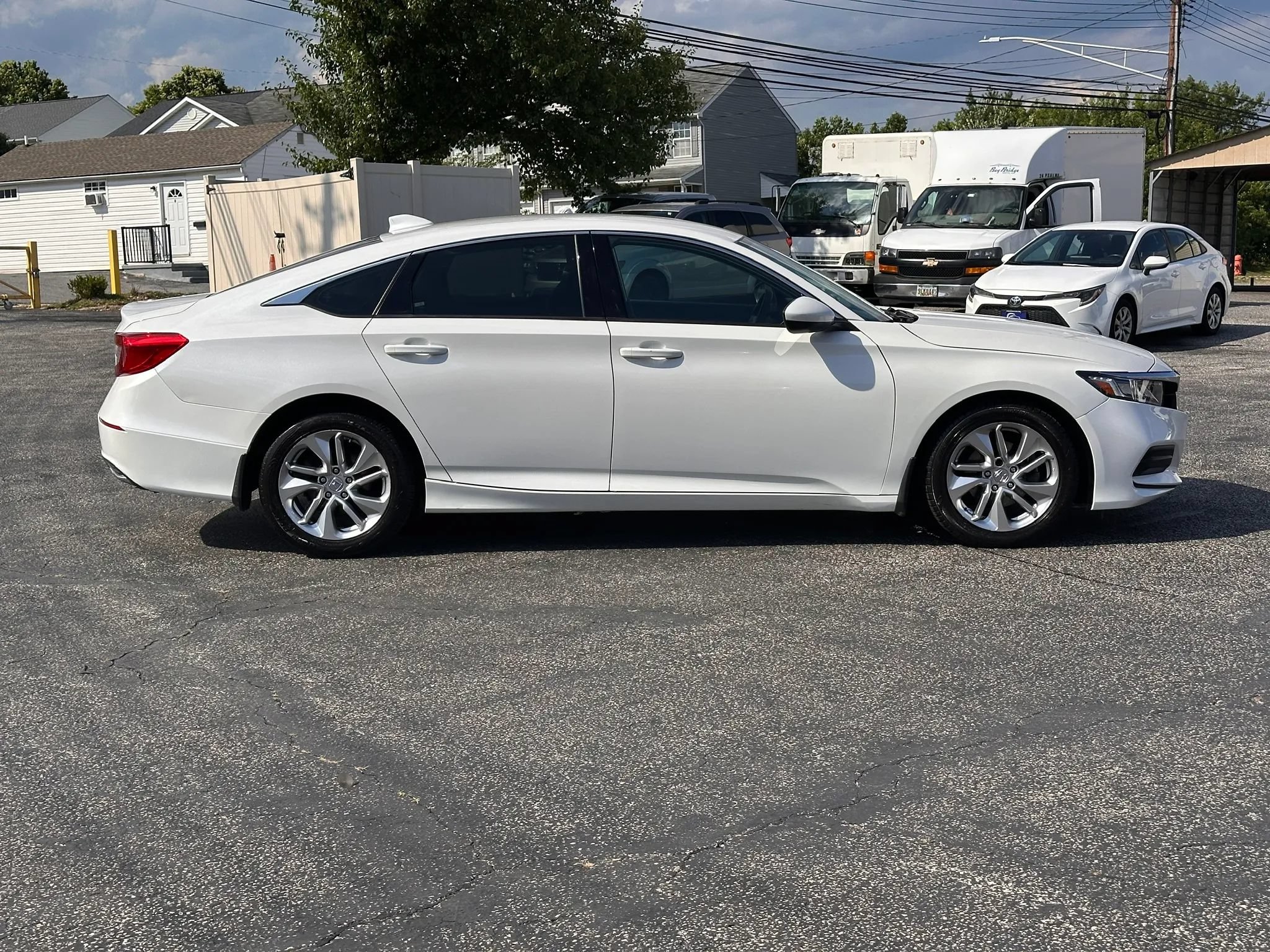 Used 2019 Honda Accord LX image 4
