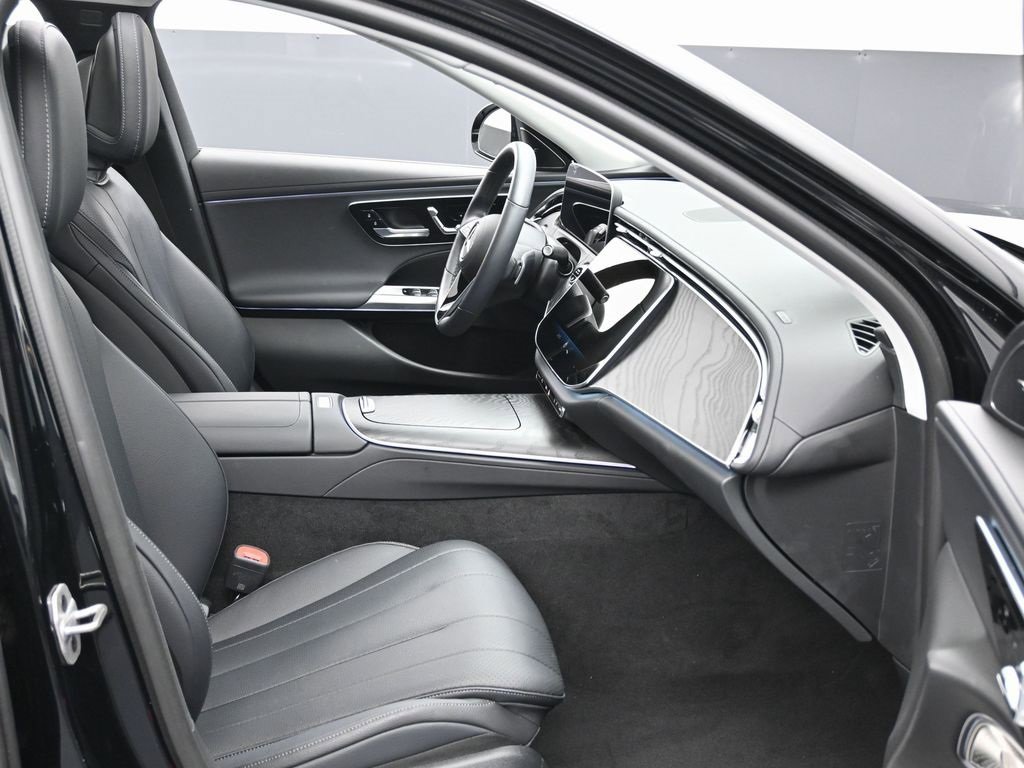 Used 2024 Mercedes-Benz E 350 4MATIC Sedan image 42