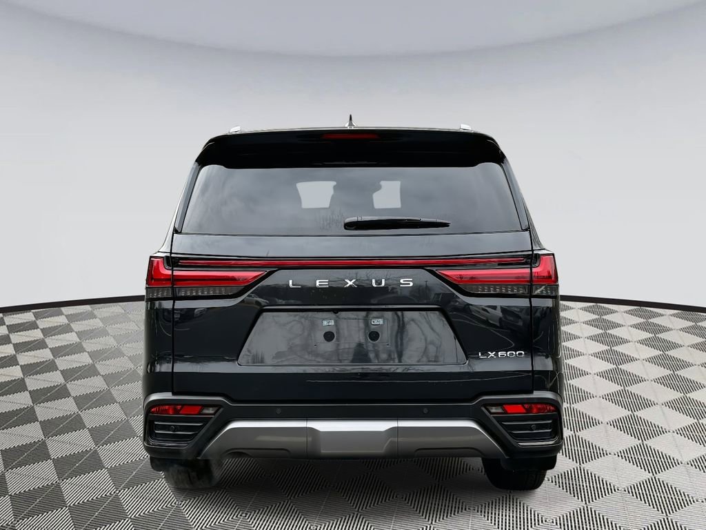 Used 2022 Lexus LX 600 4WD w/ Appearance Package image 3