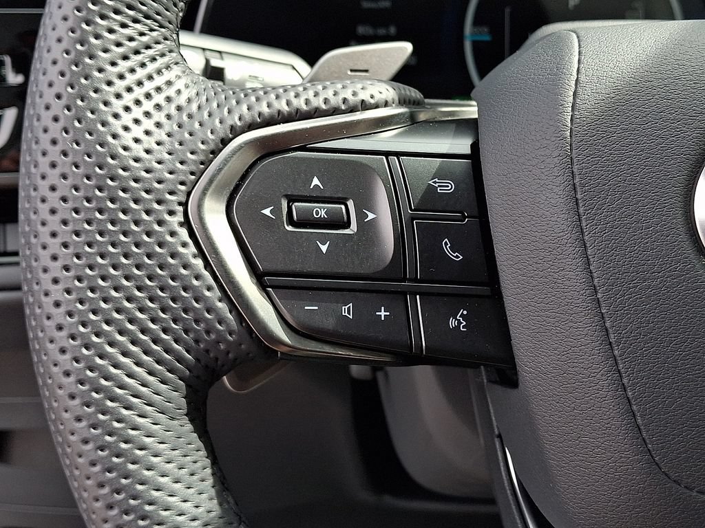 Used 2026 Lexus TX 500h AWD w/ Technology Package image 22