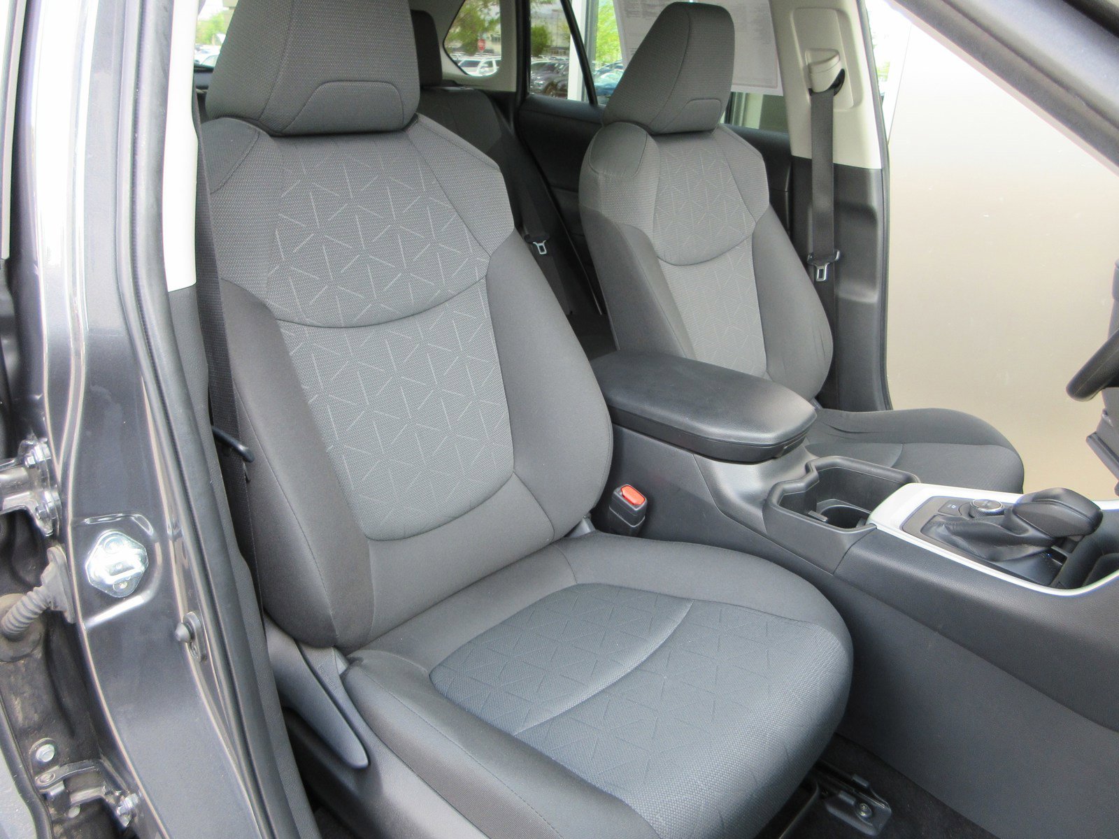 Used 2024 Toyota RAV4 XLE AWD/4WD image 24