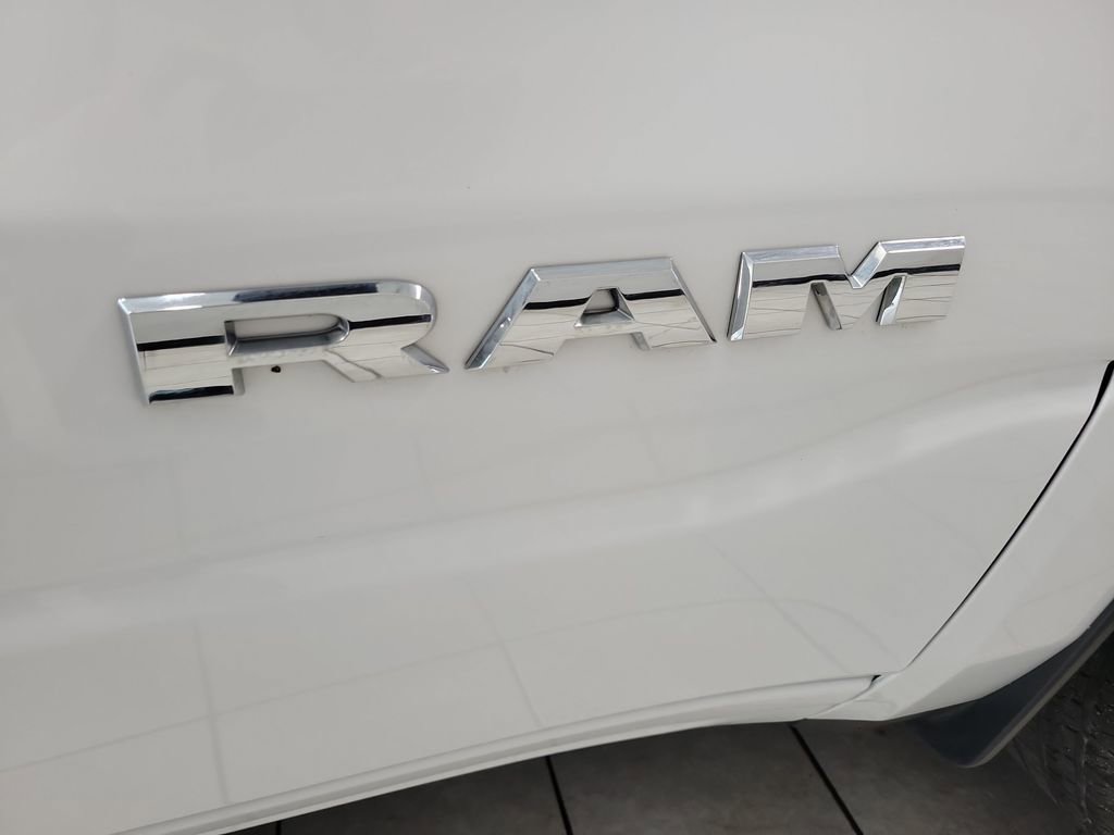 Used 2022 RAM 1500 Big Horn AWD/4WD image 17