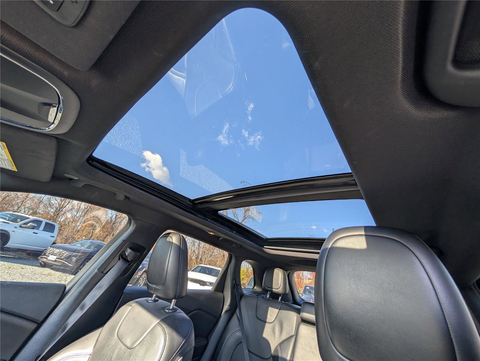 Used 2021 Jeep Cherokee Latitude Lux 80th Anniv w/ Quick Order Package 26U 80TH image 26