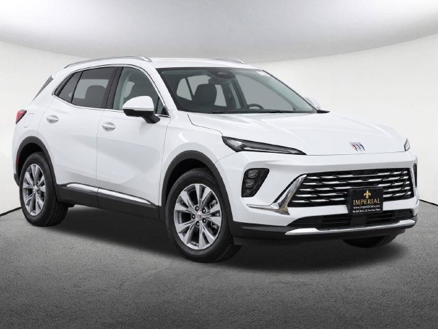 Used 2025 Buick Envision Preferred AWD/4WD image 2