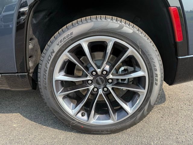 New 2025 Jeep Wagoneer Series III w/ Premium Group I image 9