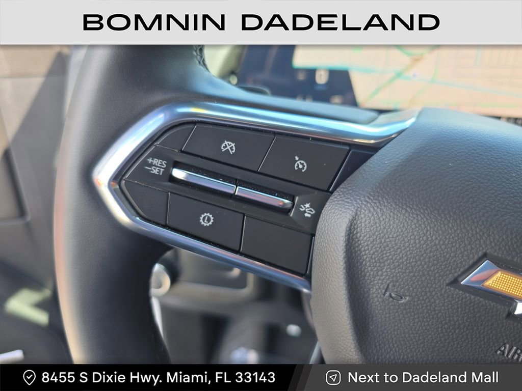 Certified 2025 Chevrolet Suburban Premier image 27