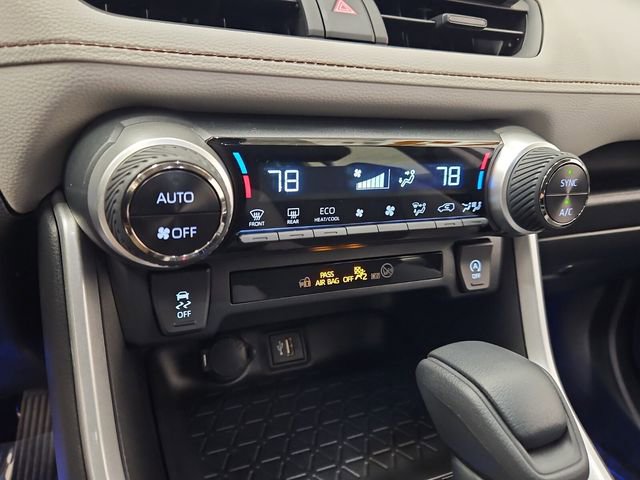 Used 2023 Toyota RAV4 XLE image 22