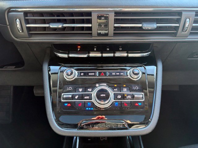 Used 2020 Lincoln Corsair AWD w/ Luxury Package image 31