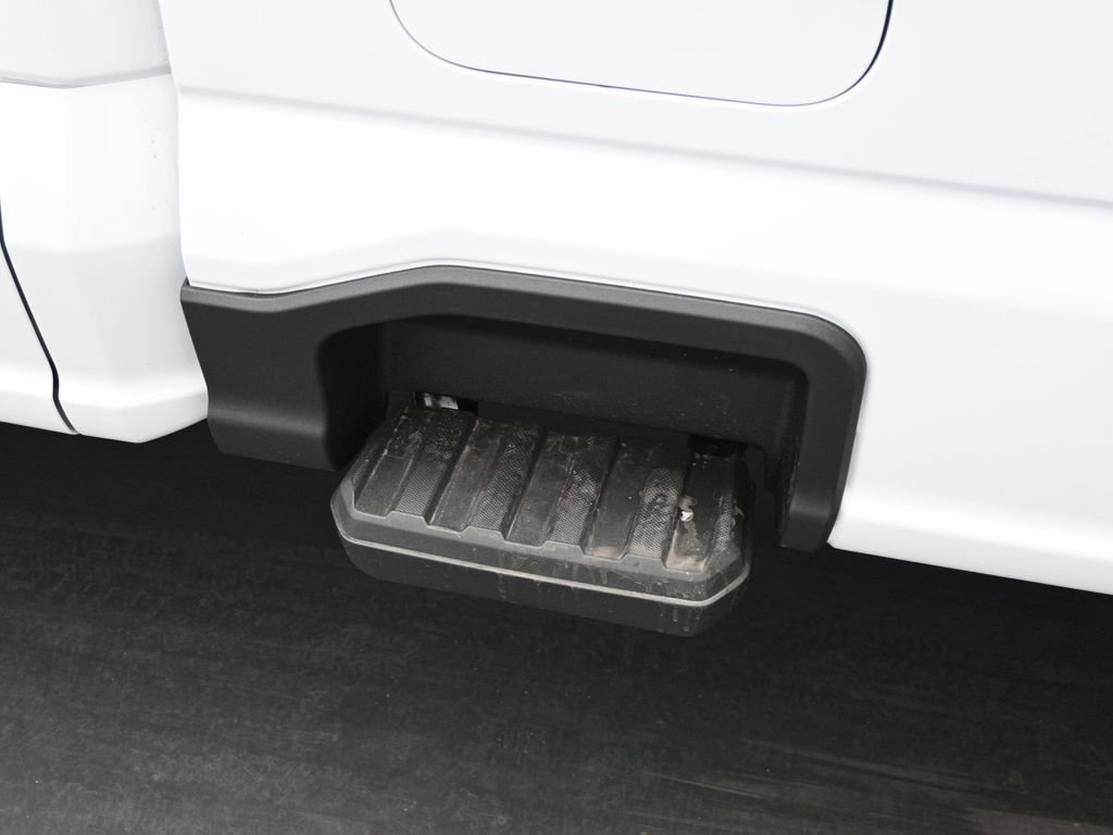 New 2026 Ford F350 XLT image 22