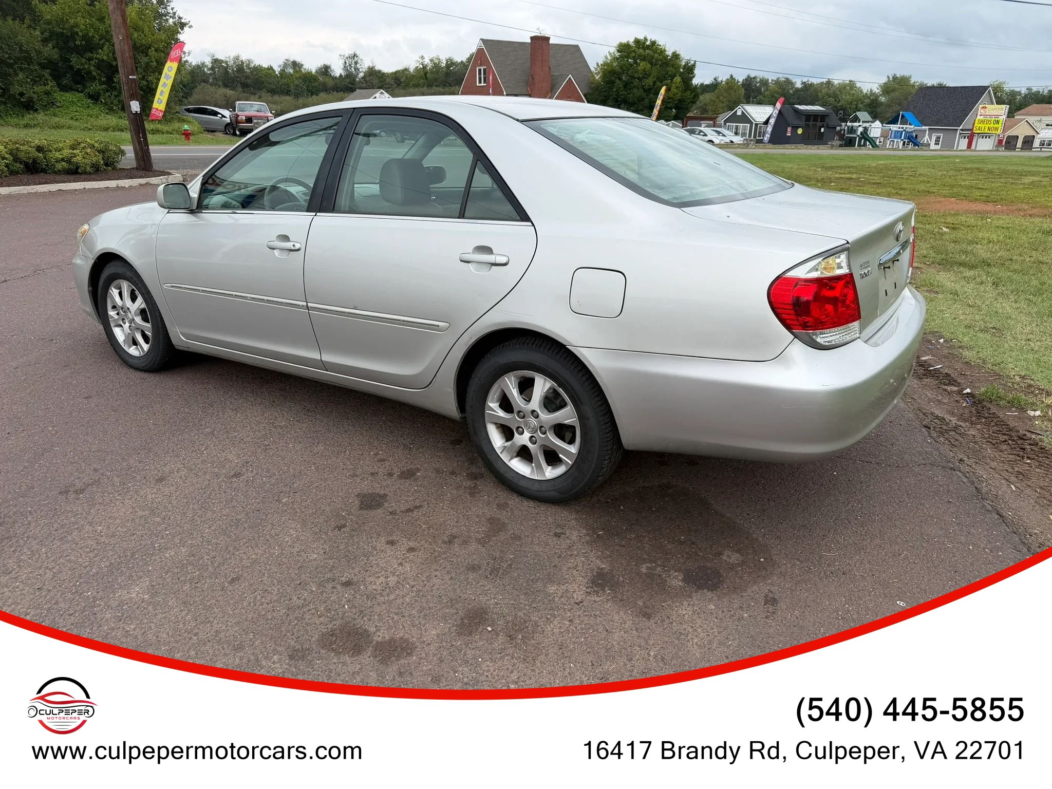 Used 2005 Toyota Camry XLE FWD image 3