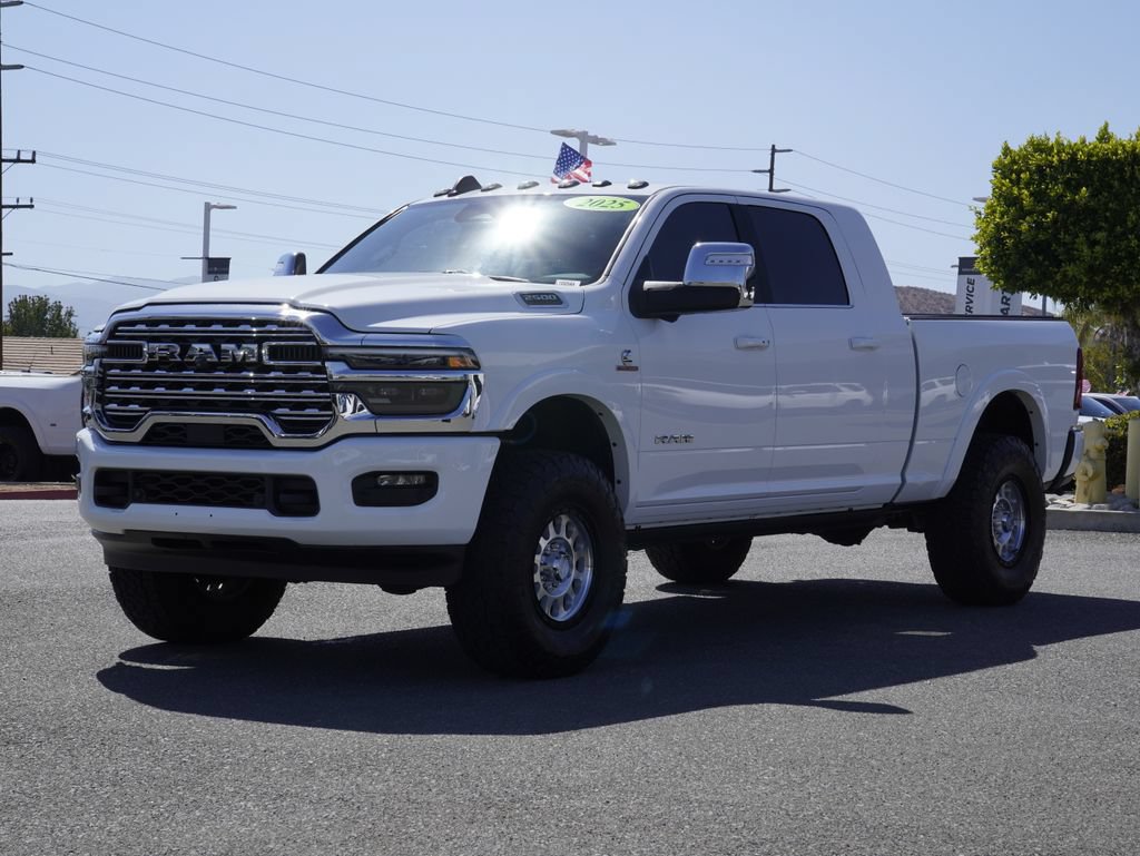Used 2025 RAM 2500 Limited AWD/4WD image 8