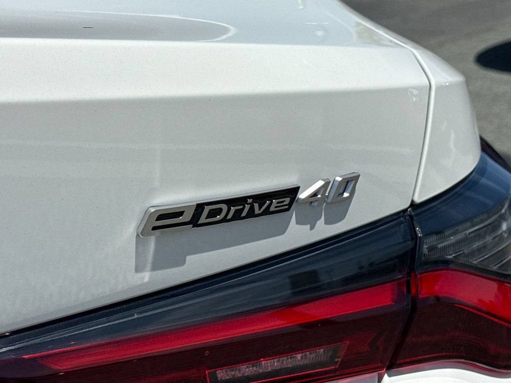 Used 2026 BMW i4 eDrive40 w/ Parking Assistance Package RWD image 10