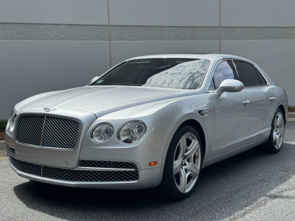 Used 2014 Bentley Flying Spur W12 image 1